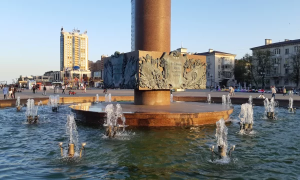 Стела-фонтан Морская слава России